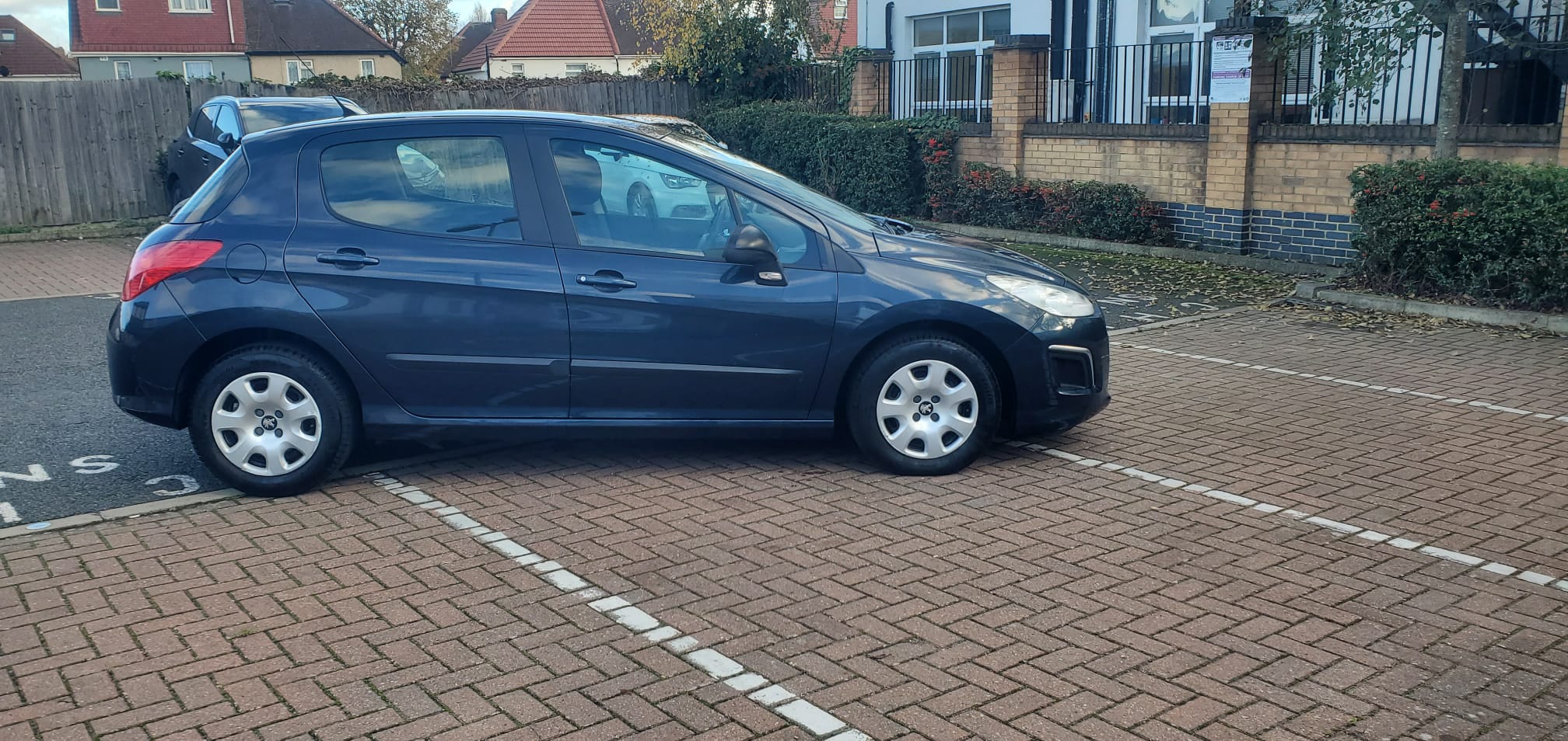 10357325-c843-4fec-93c6-9fea3eae7ee8