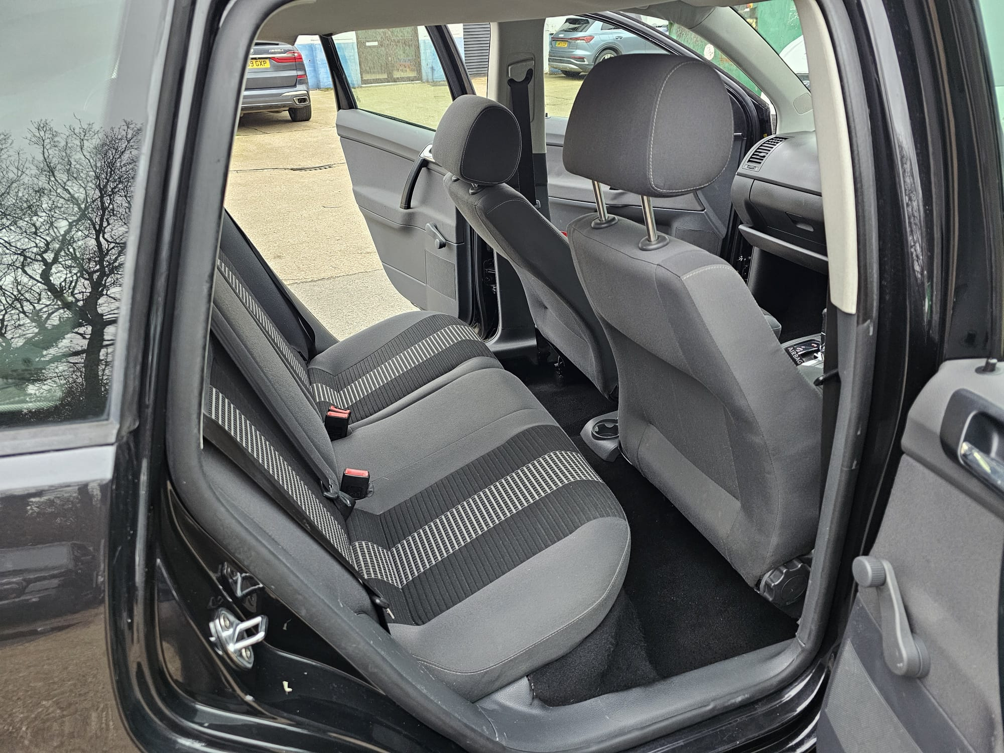 8155b5c0-047f-4a13-ae06-f1a82a2cf523