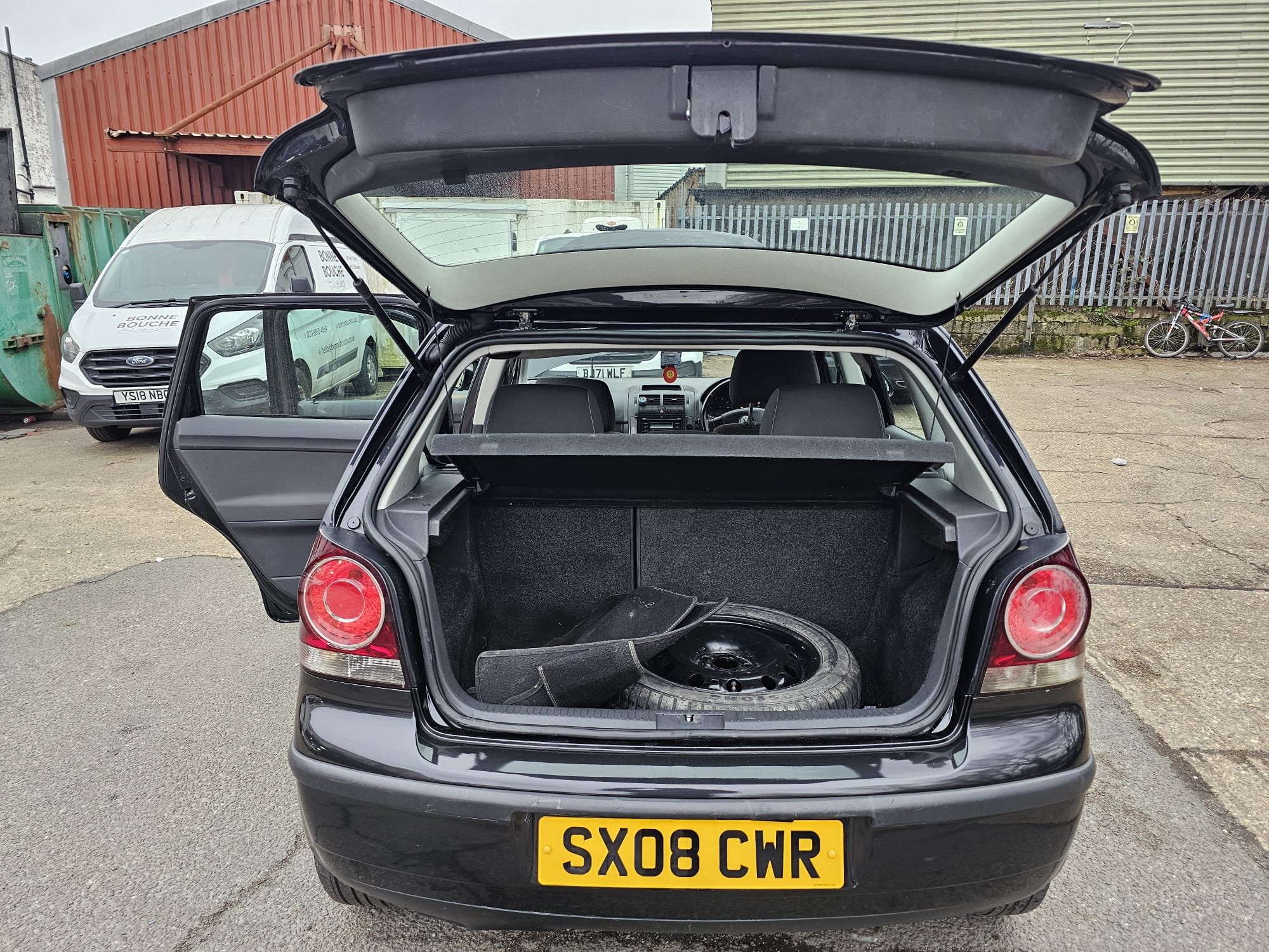 840e7a2f-e722-43bb-8ce3-e697f19a0636