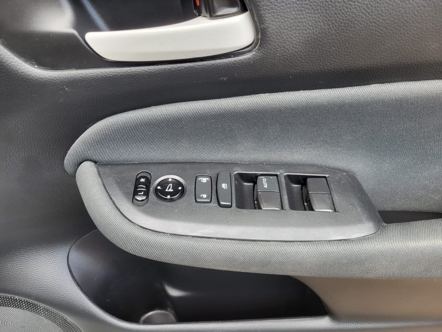 17e82703-f1c8-4047-9fea-132107d46e79