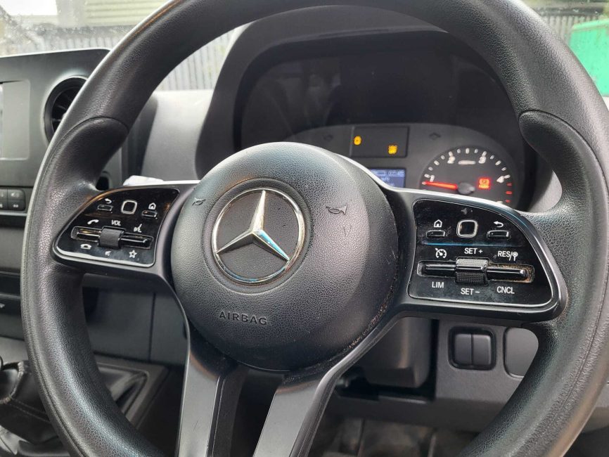 252d66a6-d708-49e5-ad9f-33671435db9d