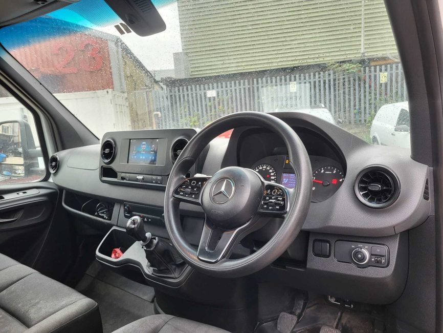 50768688-3f3f-4d24-a9c4-94aa8dbe84e1