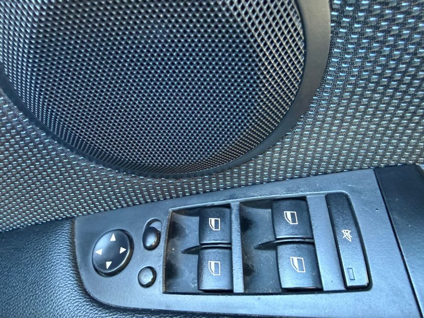 5251e594-8fbb-470e-9f8b-1ff768a4d0dd