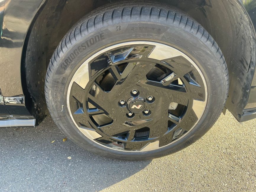 95795239-5bbf-444b-96eb-203bc3825565