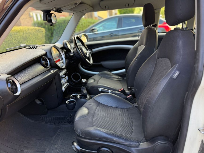 f33d6a13-3b03-4887-a390-bb6227bd1663