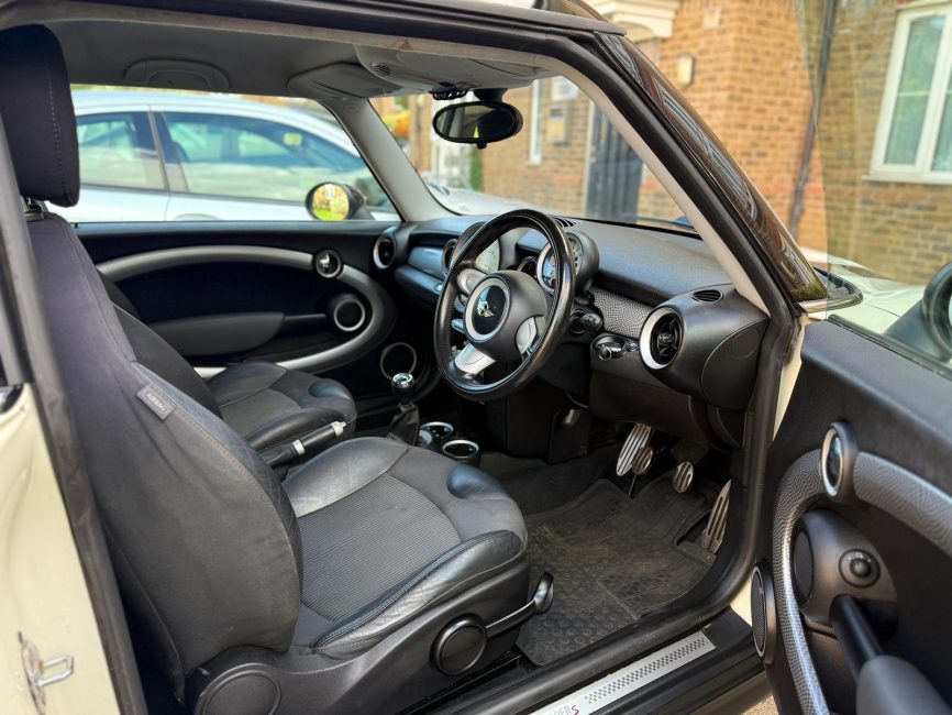 ff377195-ab89-4a98-a585-49d0e0577cc3